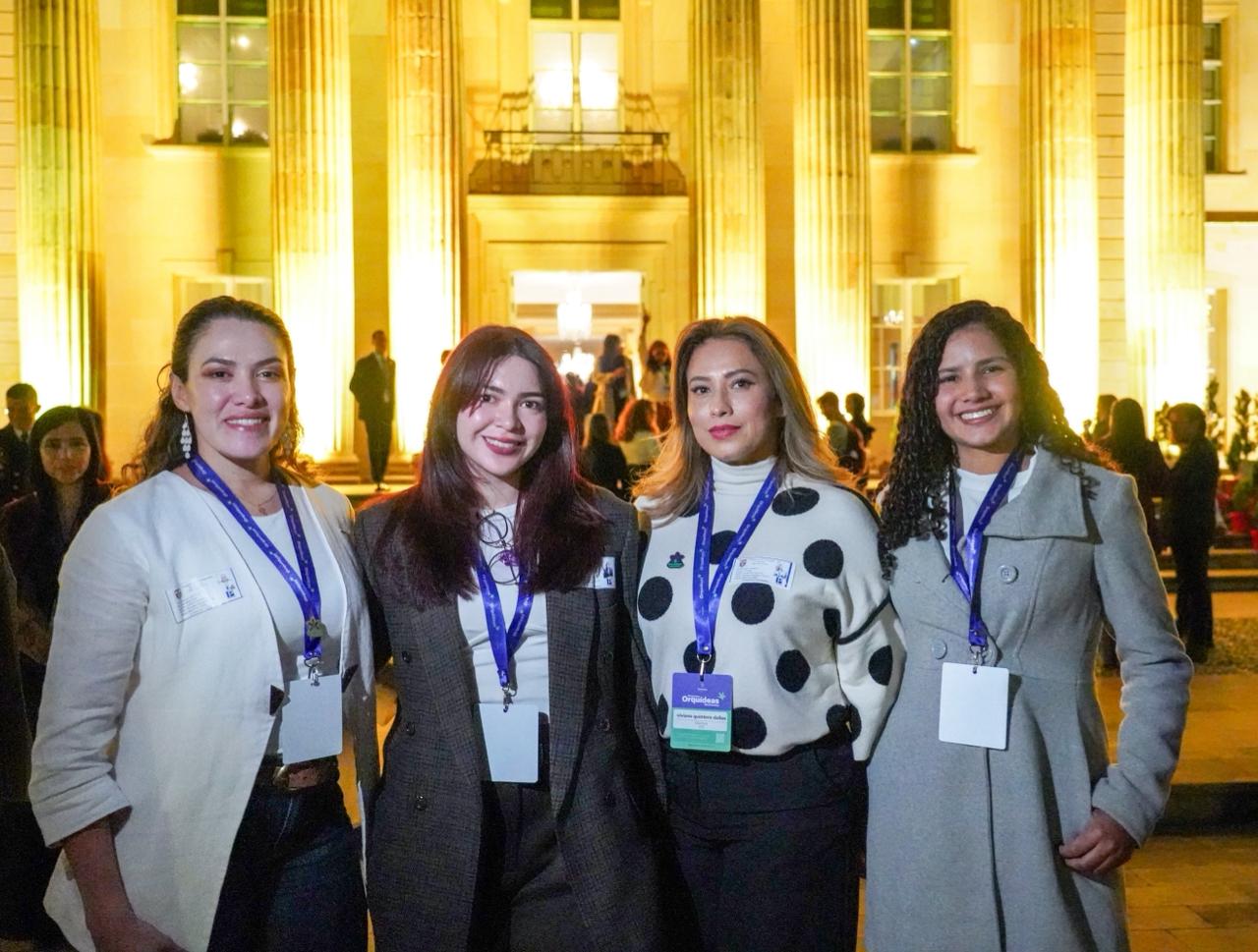 MUJERES.ORQUIDEAS. (2)