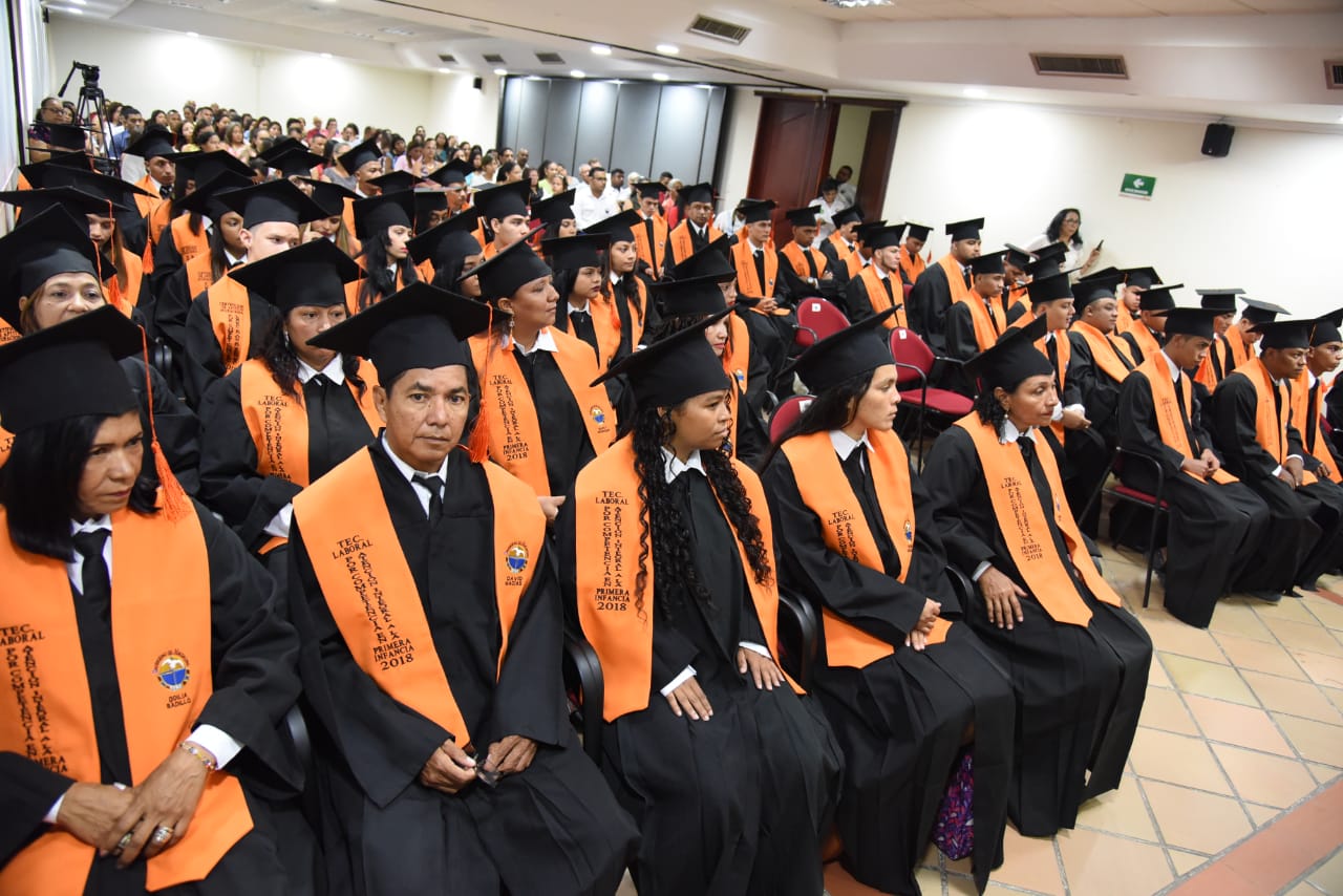 Una nueva cohorte de Técnicos Laborales por Competencias, son entregados a la sociedad samaria y magdalenense por la Universidad del Magdalena.