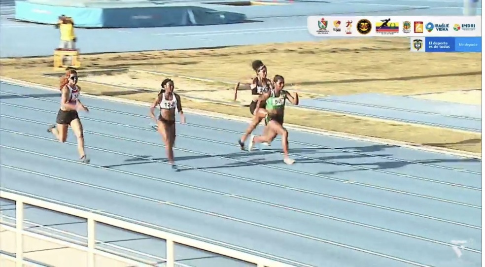 Estudiantes de UNIMAGDALENA siguen brillando en el Gran Prix Internacional de Atletismo