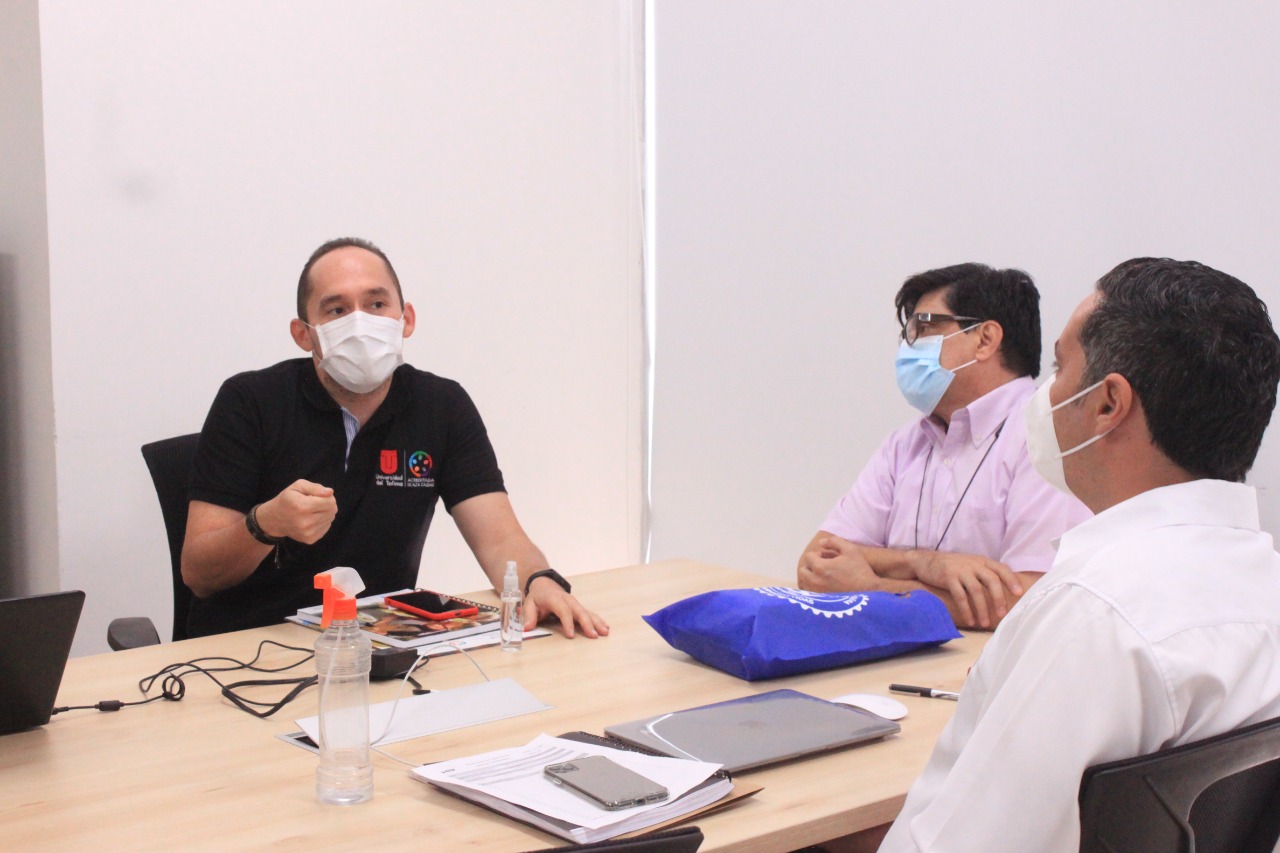 Mediante una mesa de trabajo, Vicerrector Académico de la Alma Mater se reunió con el Vicerrector de Desarrollo Humano de la Universidad del Tolima.