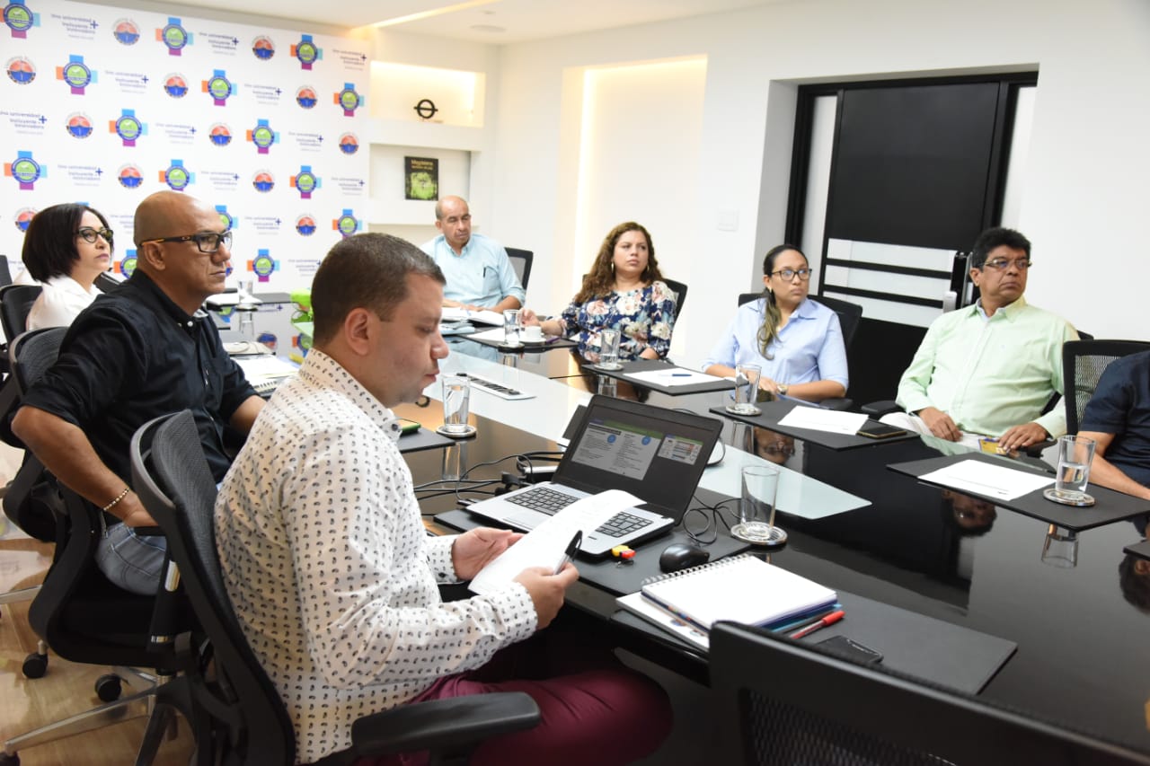 Par Evaluador Externo visitó el Programa de Maestría en Ciencias Físicas de UNIMAGDALENA