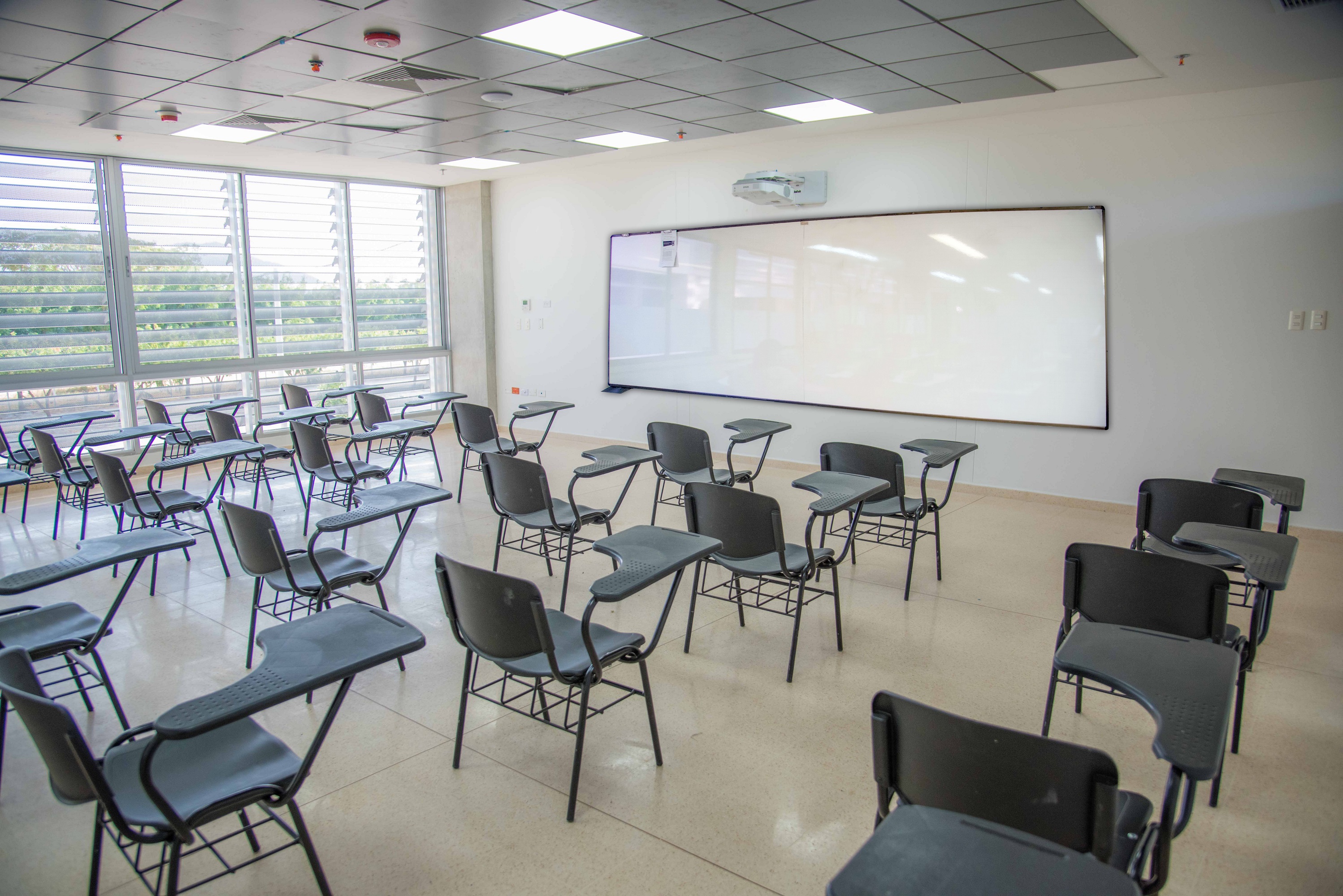 Salón de clases dotado del Edificio de Aulas ‘Río Magdalena’