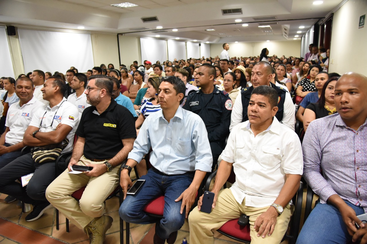 UNIMAGDALENA oferta programa de Administración Pública en la metodología virtual en todo el país