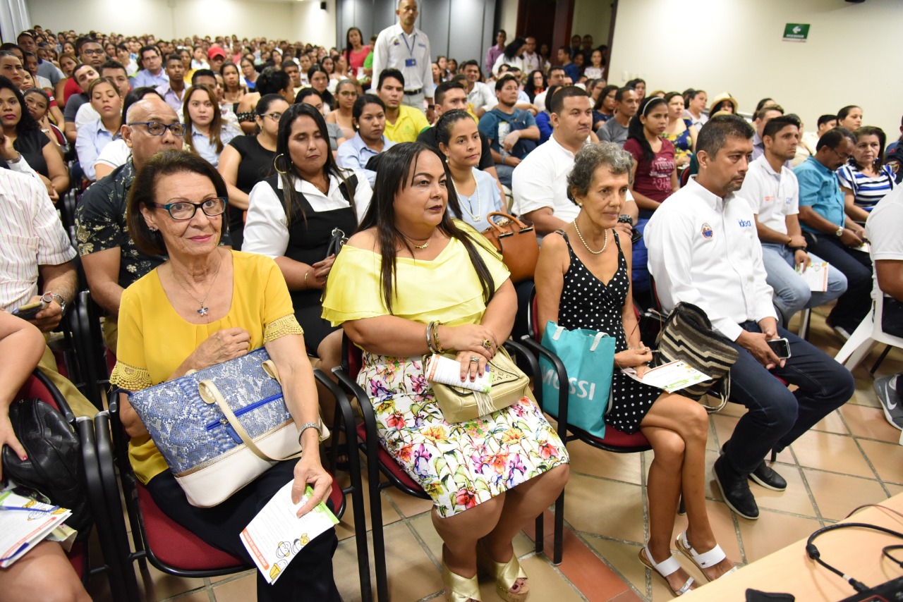 UNIMAGDALENA oferta programa de Administración Pública en la metodología virtual en todo el país