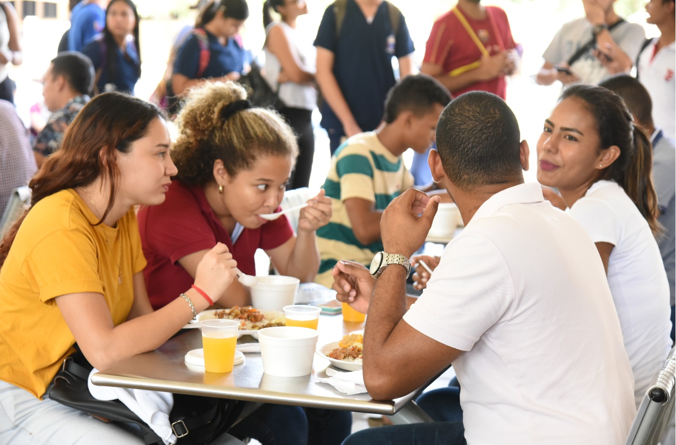 UNIMAGDALENA inició ejecución del Programa de Almuerzos y Refrigerios Gratuitos