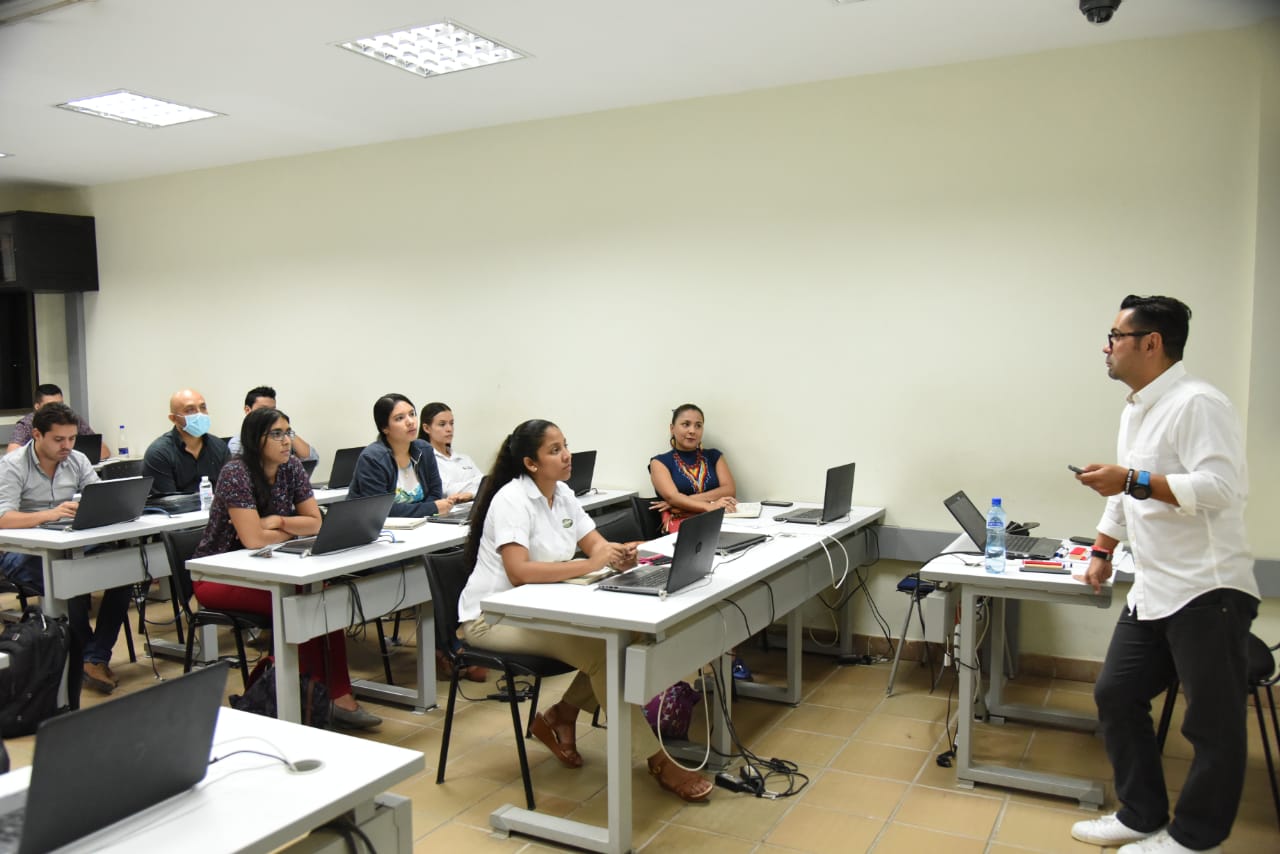 UNIMAGDALENA culminó primer semestre de la nueva oferta postgradual de la Facultad de Ciencias Empresariales y Económicas