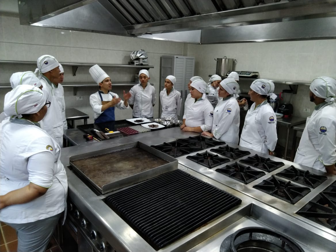 Estudiantes de UNIMAGDALENA disfrutaron la vitrina turística Anato