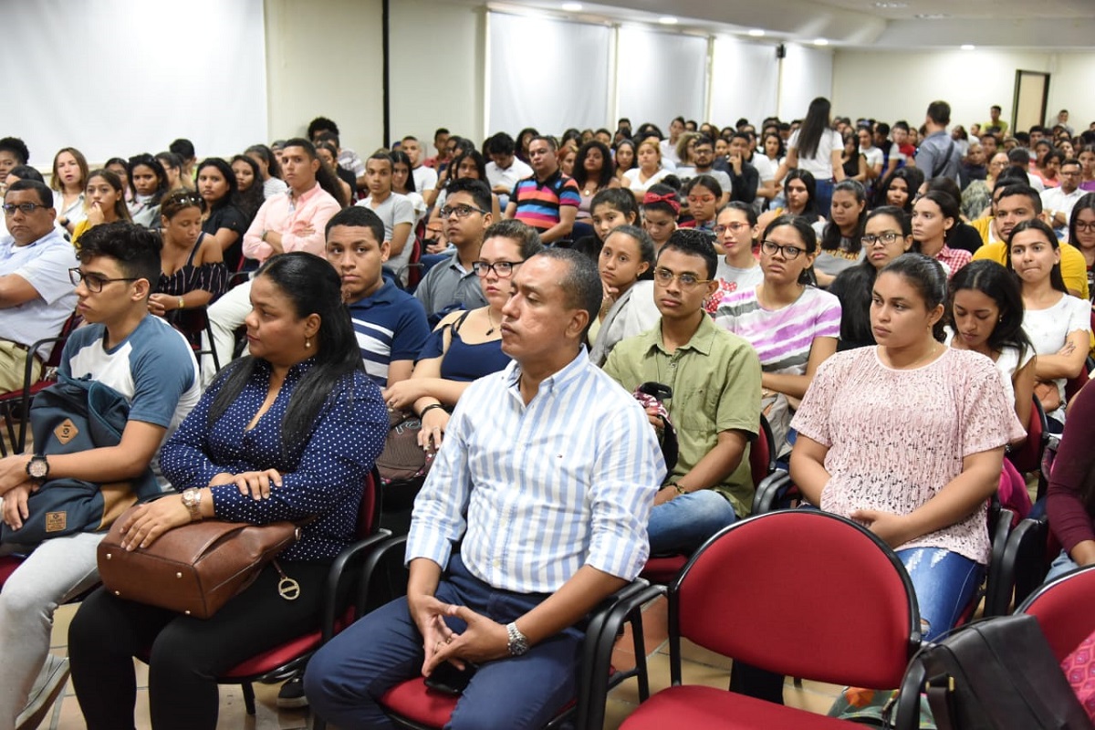 UNIMAGDALENA realizó el III Panel de la Economía y los Negocios Internacionales