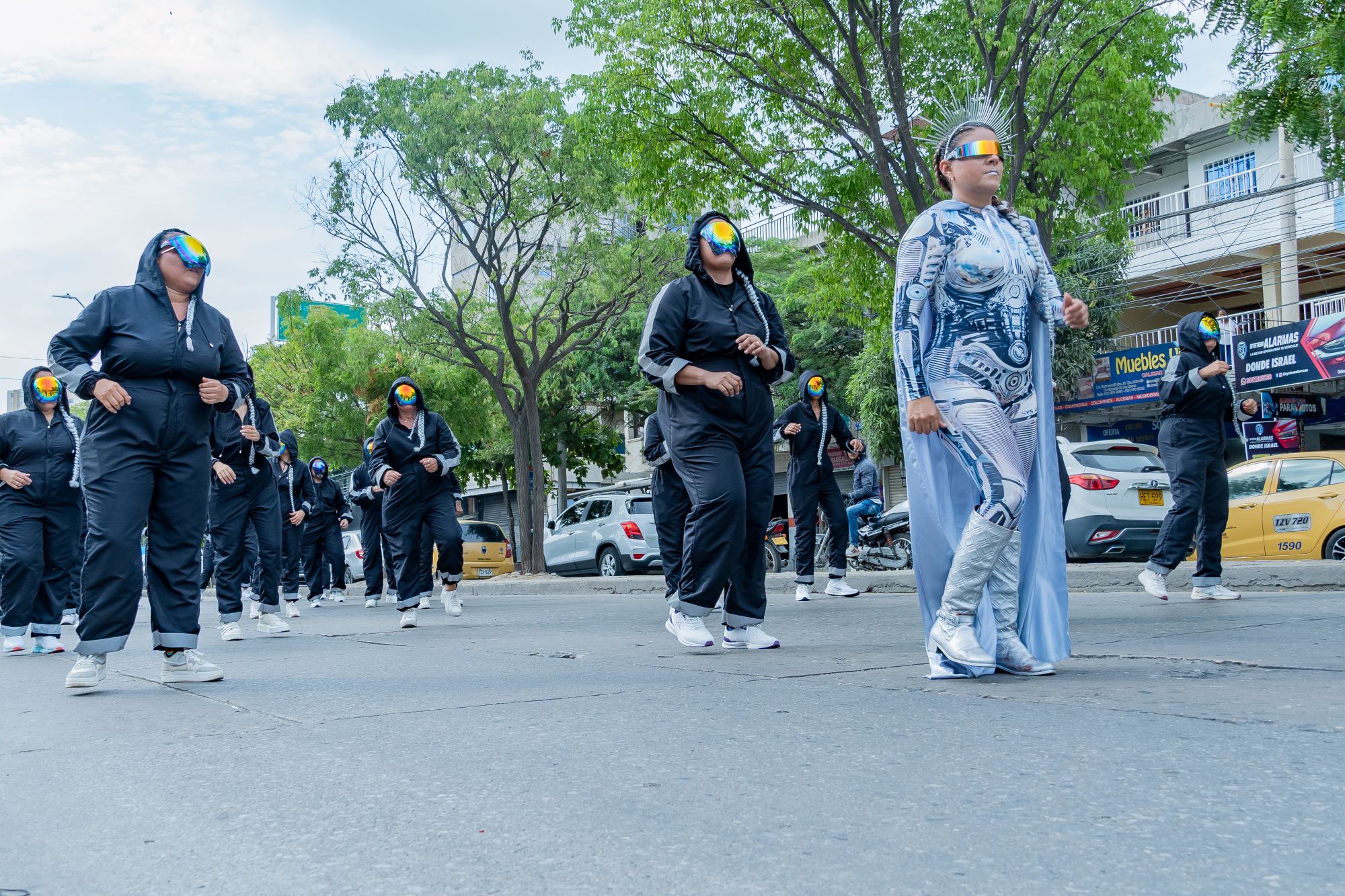 El desfile de comparsas fue otro de los grandes eventos de la Semana Cultural.