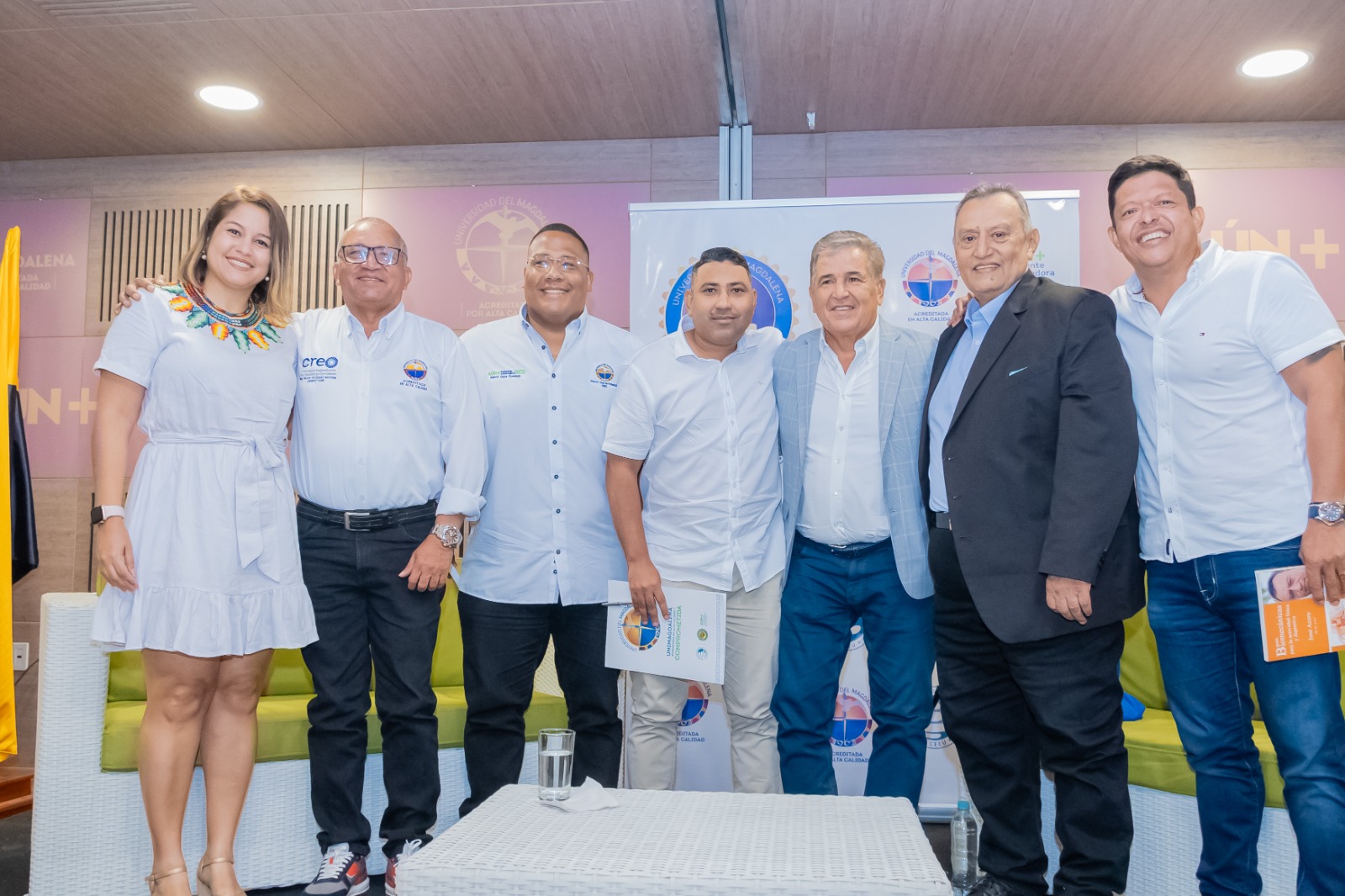 Parte del equipo que logró que esta gran visión del Doctor Pablo Vera Salazar se cumpliera, junto con los invitados especiales, el técnico mundialista