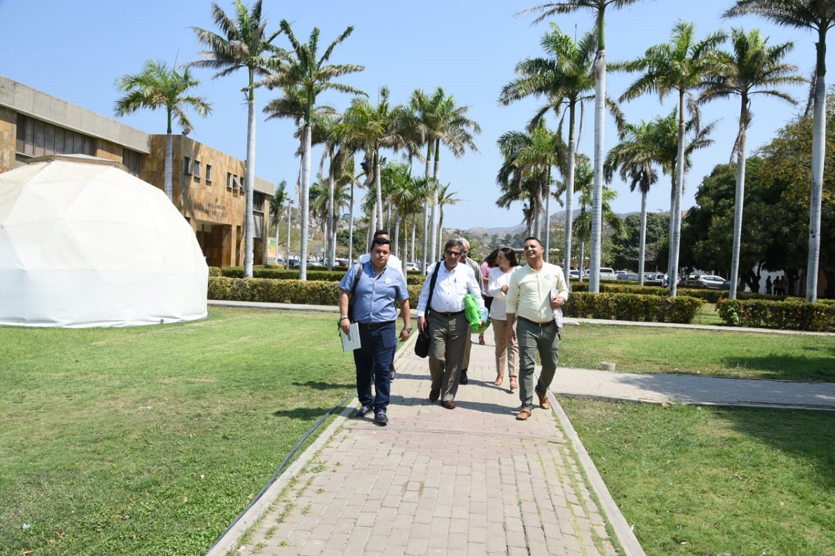 Inició visita de pares académicos al Programa de Administración de Empresas de UNIMAGDALENA