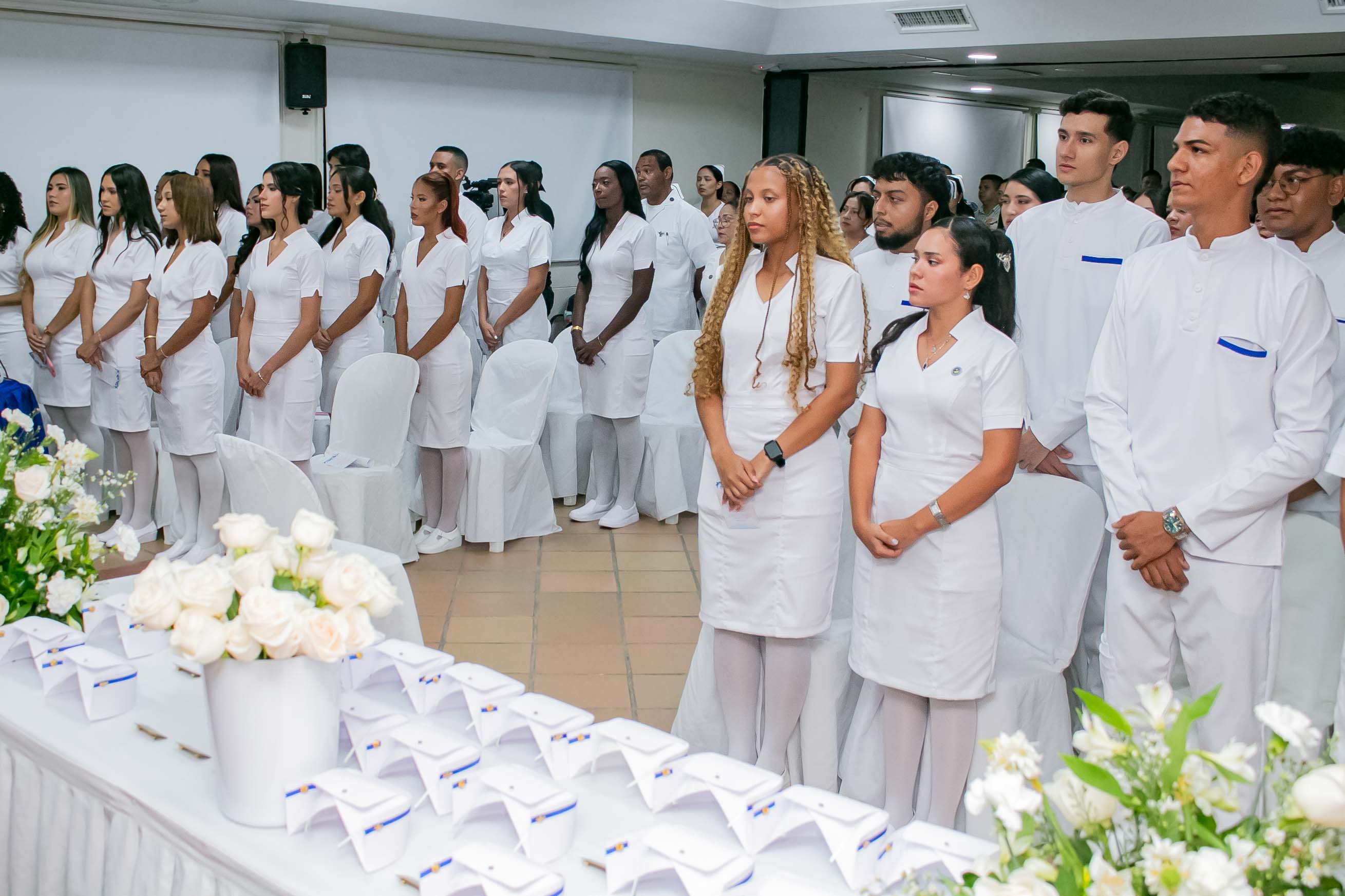 CEREMONIA.LUZ.ENFERMERÍA.2