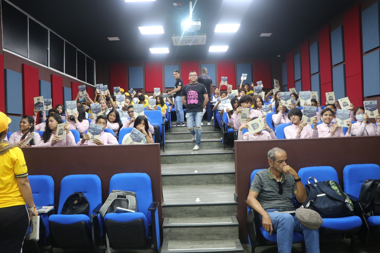 "PROYECCIÓN DE ÁNGEL DE MI VIDA EMOCIONÓ AL PÚBLICO EN LA SEMANA CULTURAL UNIMAGDALENA 500 AÑOS"