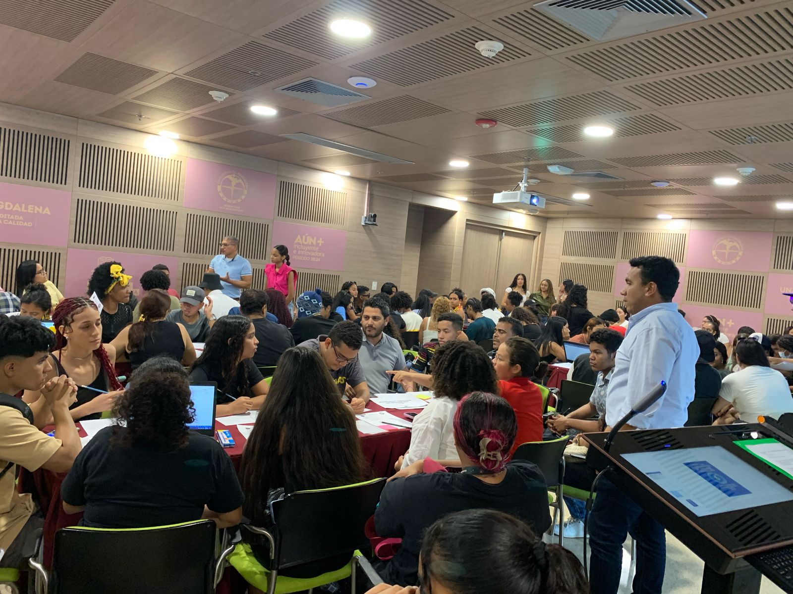 Fortalecimiento académico y participación estudiantil