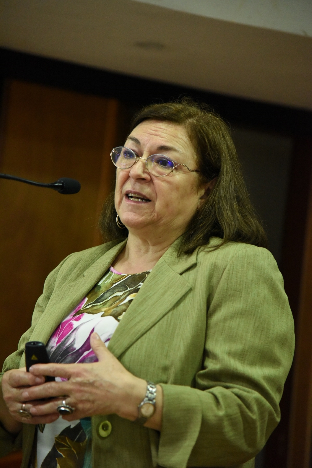 Doctora Bertha Silva Palavecinos, directora de la Escuela de Comercio de la Pontificia Universidad Católica de Valparaíso, en Chile.