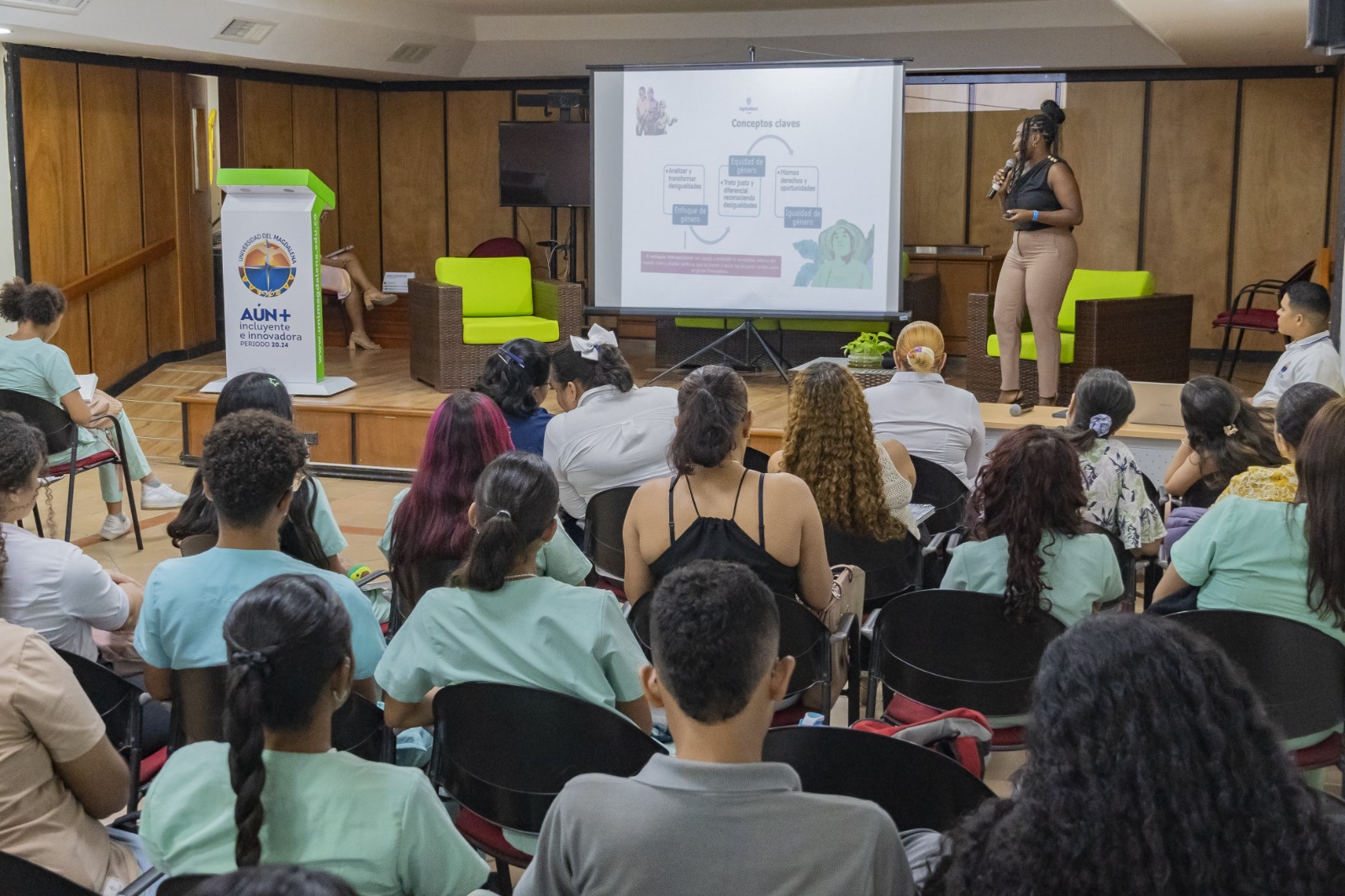 El evento contó con la participación de la delegada del Ministerio de Agricultura y Desarrollo Rural y la líder de la Federación Nacional de Cafeteros