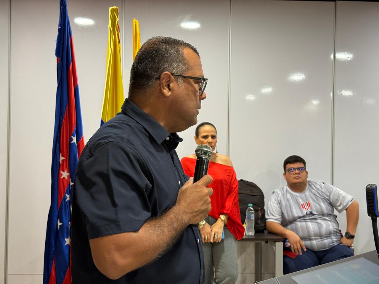 Carlos Alberto Silva, Director Técnico del Unión Magdalena compartió técnicas y reflexiones sobre el fútbol profesional.