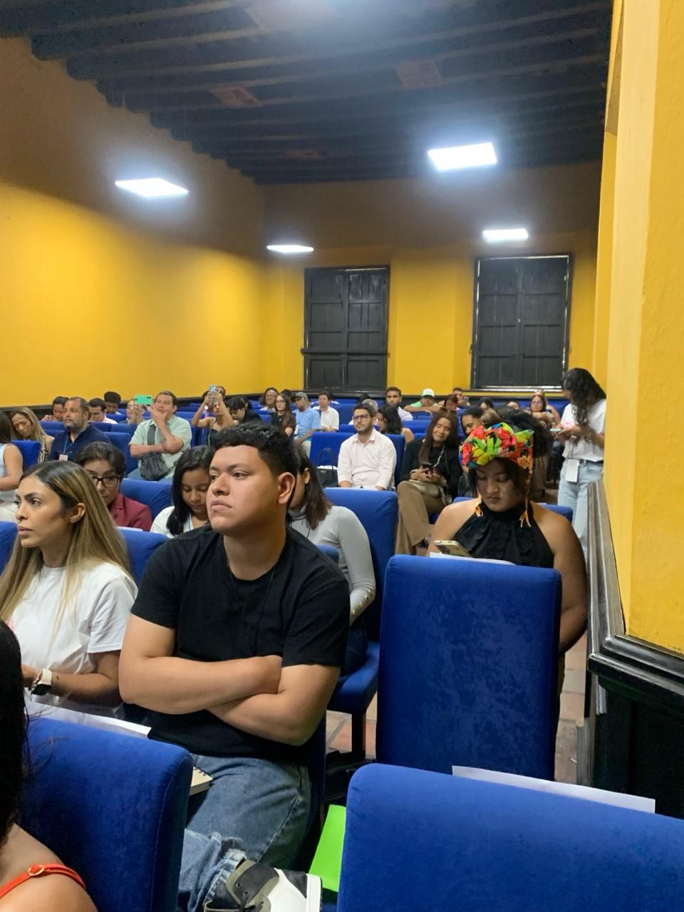 "Público asistente al III Congreso de Estudiantes de Historia y Patrimonio durante una de las jornadas."