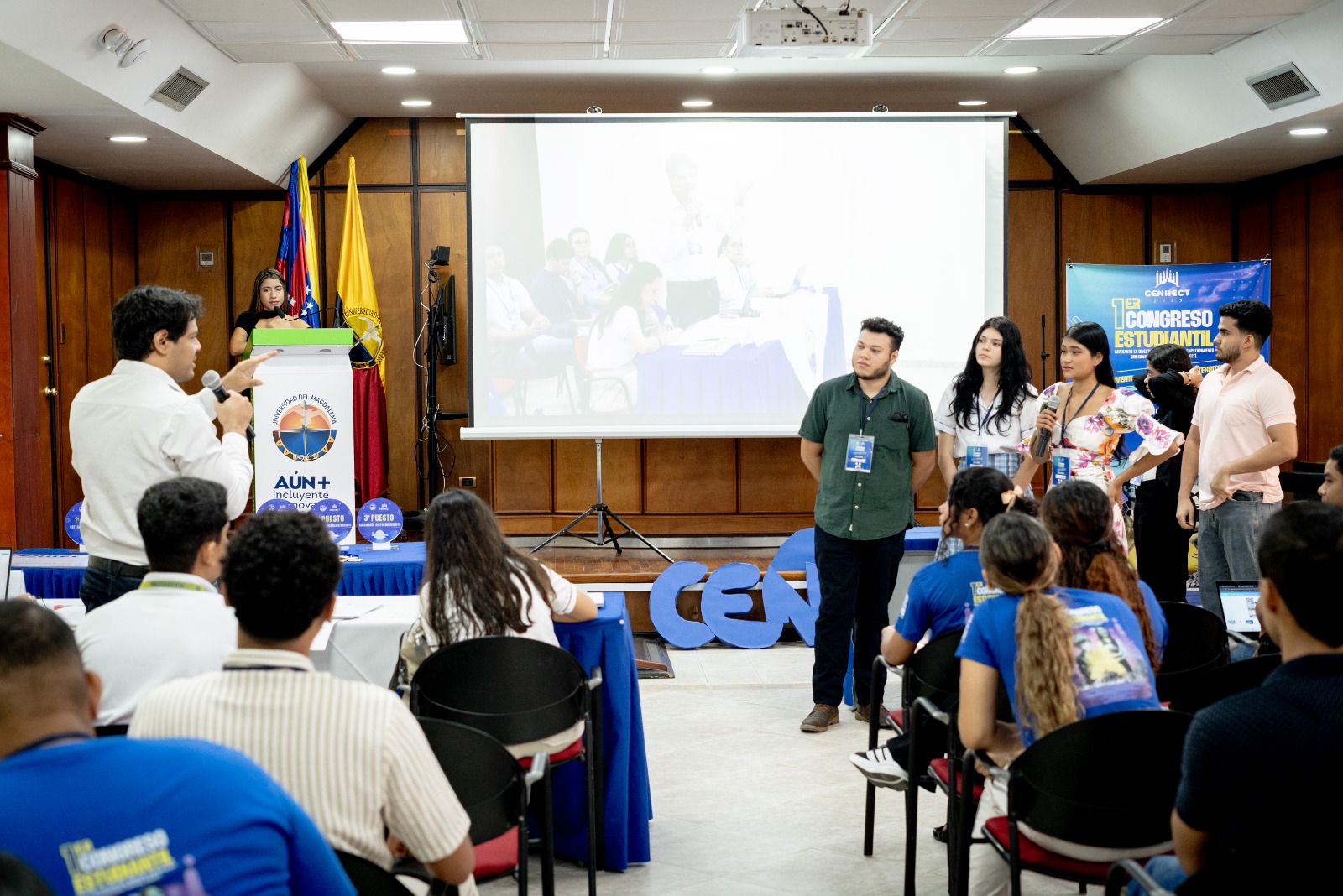 Durante ambas jornadas se presentaron proyectos en diferentes niveles de desarrollo, todos articulados a metodologías claras y a la búsqueda de soluci