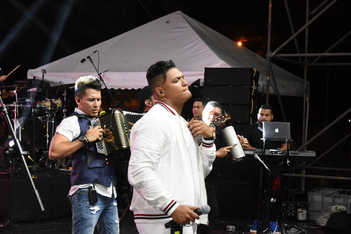 UNIMAGDALENA realizó conversatorio “Pescaíto: El templo del fútbol”