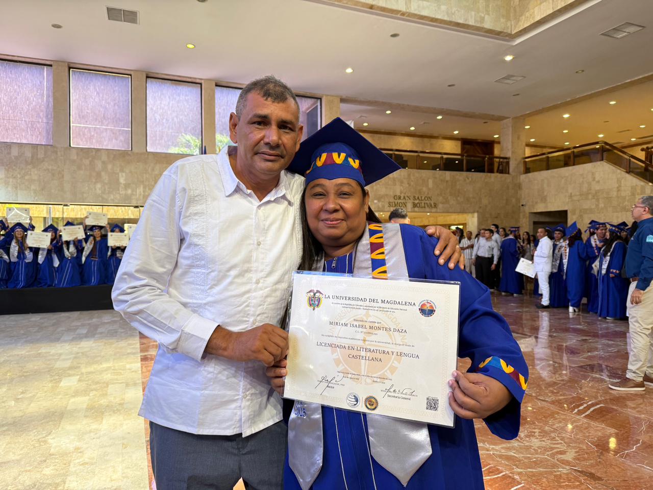 GRADUADA.MIRIAM.CREO.2