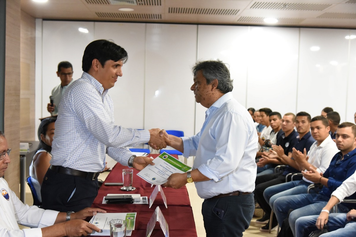 UNIMAGDALENA entregó credenciales a representantes elegidos ante los órganos de Gobierno y administración académica