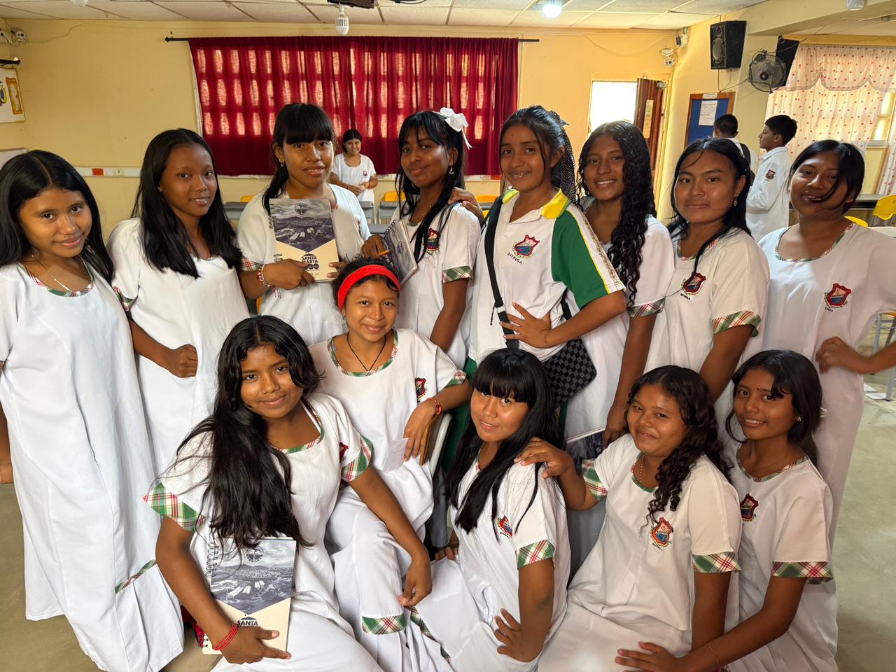 Jóvenes de Aremasain inician clases en programas técnicos profesionales gracias a la estrategia “Educación Superior en tu Colegio”.