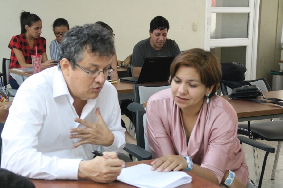 Con foro sobre Educación y Cultura avanza Feria del Libro de Santa Marta