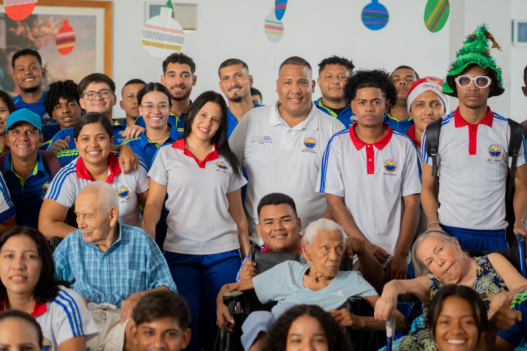 El licenciado magister Nelson Noel Daza Goenaga, director de área de formación, lideró la jornada resaltando el valor humano en la formación.