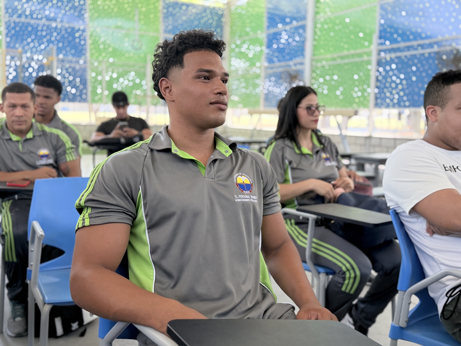 Estudiantes en el Aula Abierta.