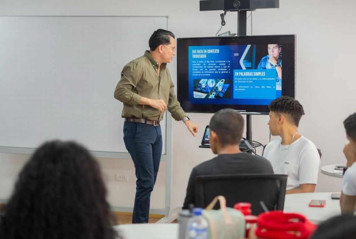 Analítica de Datos y Ecosistema Tributario Electrónico