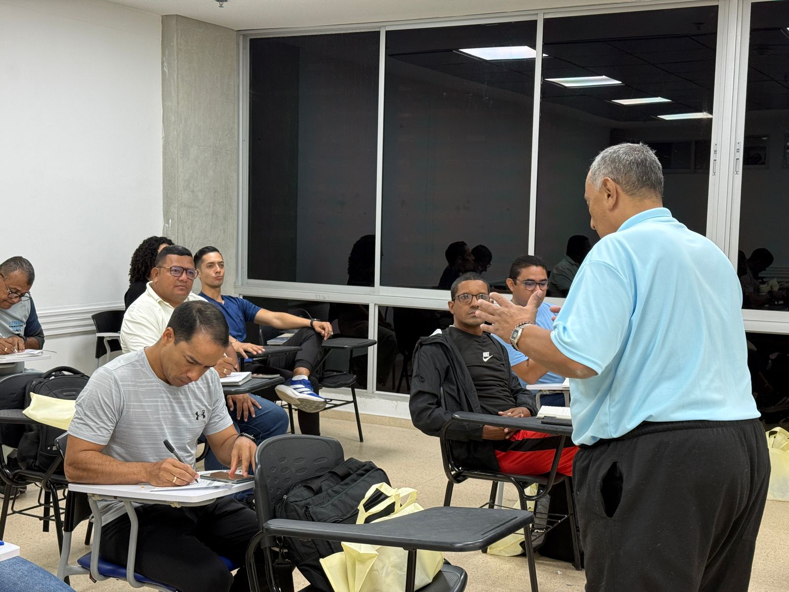 A través de la Especialización en Entrenamiento Deportivo, UNIMAGDALENA impulsa la cualificación profesional y el desarrollo del deporte en Colombia.