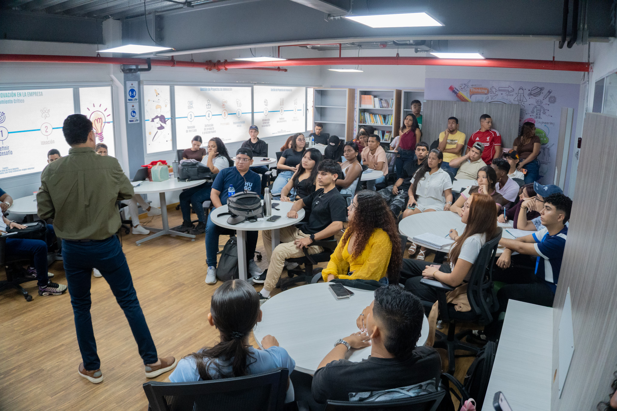 taller “Analítica de Datos y Ecosistema Tributario Electrónico