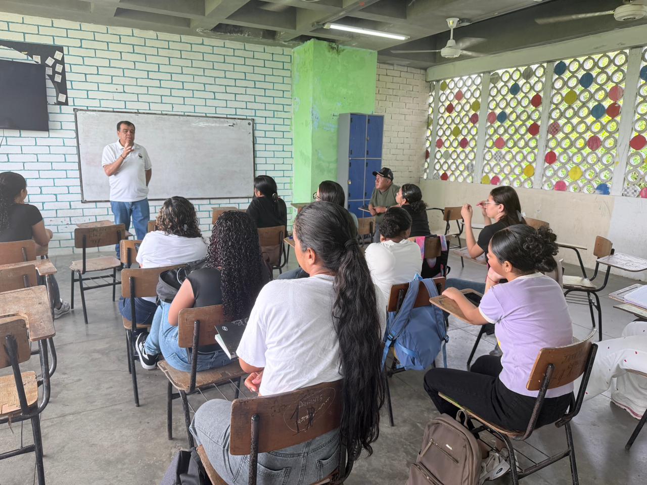Entre palabras de agradecimiento y emoción, estudiantes y docentes de Montelíbano reconocen el impacto de esta oportunidad que hoy cambia sus vidas.