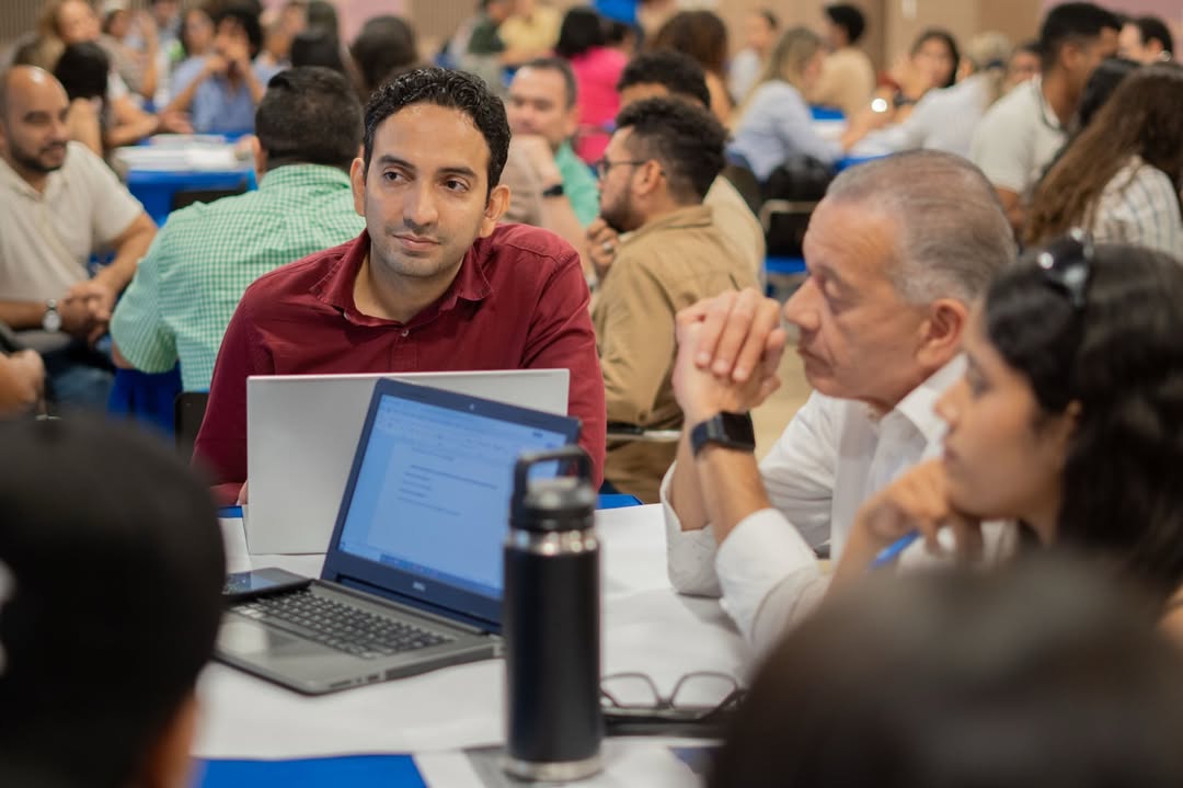 Mesas de Trabajo para la Reforma Integral del Plan de Estudios del Programa de Negocios Internacionales, marzo de 2025