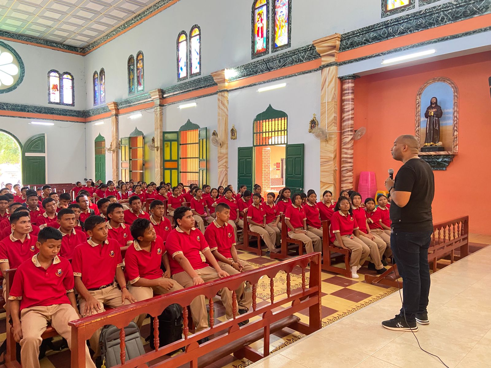 En la Institución Educativa Técnica Internado Indígena San Antonio Aremasain, estudiantes de décimo grado se articulan a Programas TP y Tecnológicos.