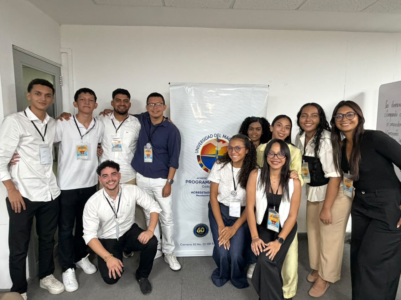 Equipos del programa de Economía representando Unimagdalena.