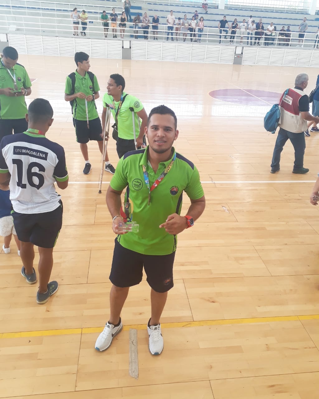 En Fútbol sala masculino derrotó por 6 goles a 0 a la Universidad Simón Bolívar de Barranquilla, asegurando el tercer lugar