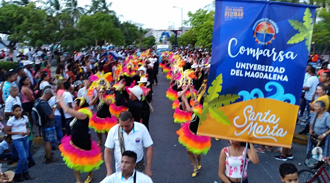 Comparsa de UNIMAGDALENA se unió al rescate de las tradiciones artísticas en Fiestas del Mar 2019