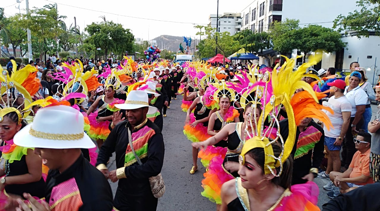 Comparsa de UNIMAGDALENA se unió al rescate de las tradiciones artísticas en Fiestas del Mar 2019