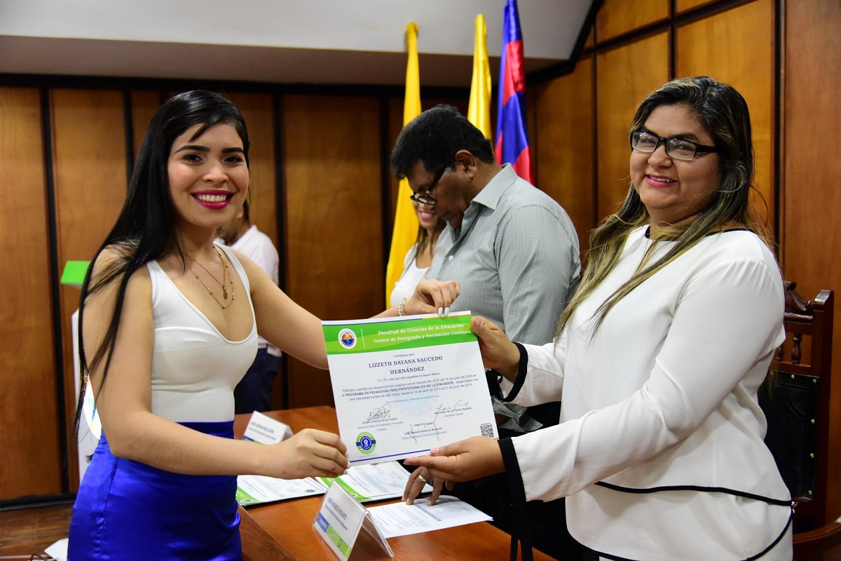 UNIMAGDALENA certificó estudiantes de diplomado en Pedagogía