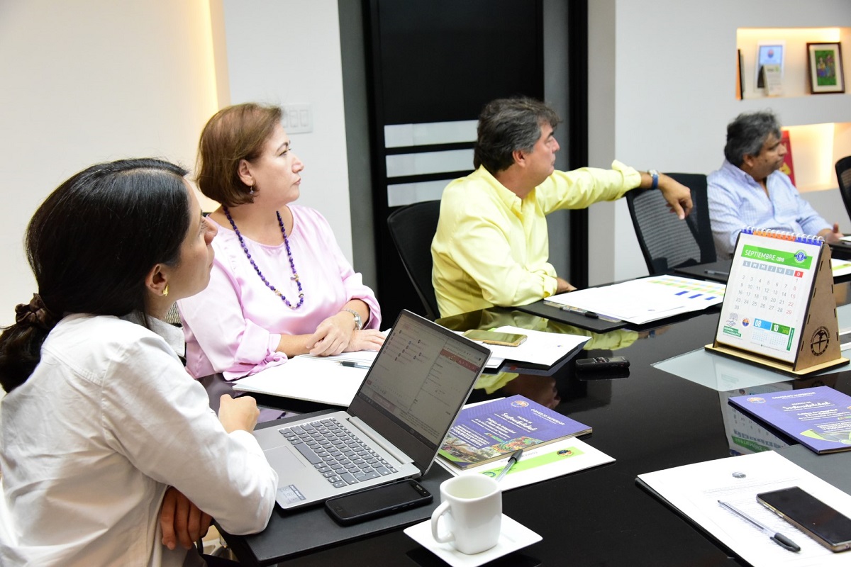 Gobierno Departamental entrega recursos a UNIMAGDALENA