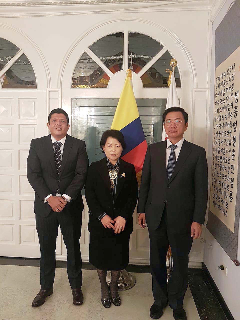 Rector y funcionarios de la república de corea