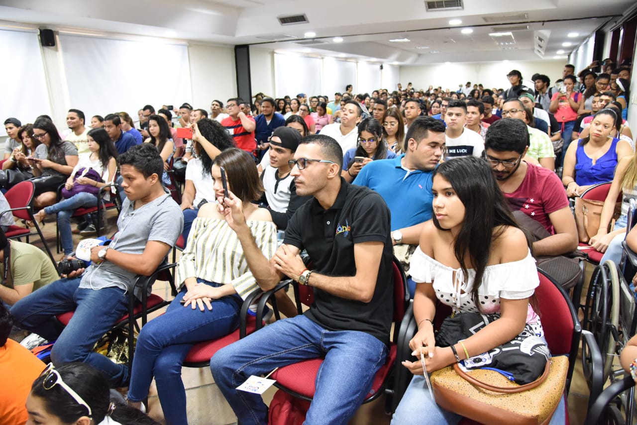 UNIMAGDALENA realizó conversatorio Memes y Universidad: El Meme como evolución de los medios de expresión en la comunidad educativa