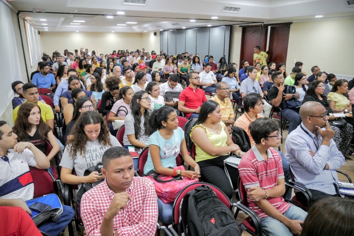 “El cese del conflicto es la meta, la paz vendrá como una consecuencia lógica de este proceso”: Nadiezhda Henríquez Chacín