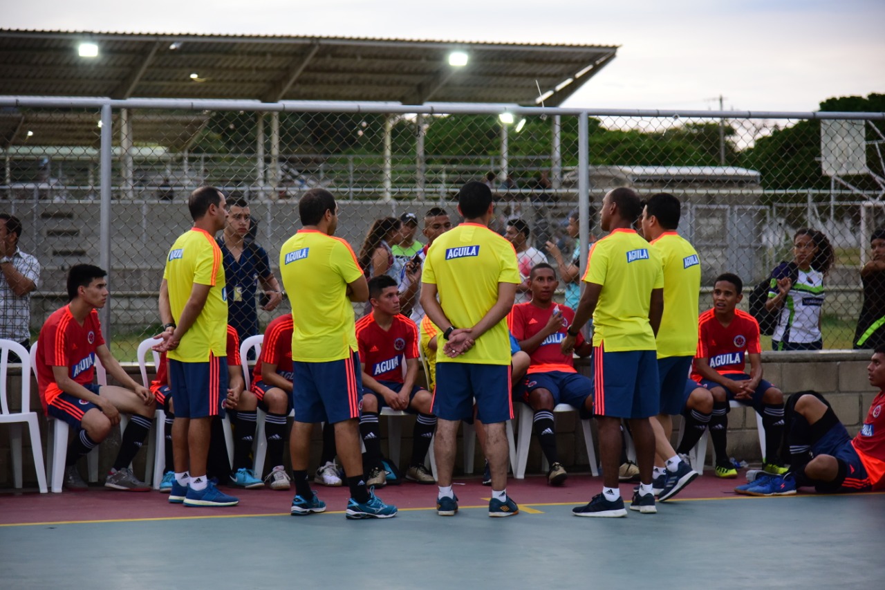 UNIMAGDALENA y Selección Colombia de Fútbol Sala brindaron espectáculo y goles a comunidad universitaria