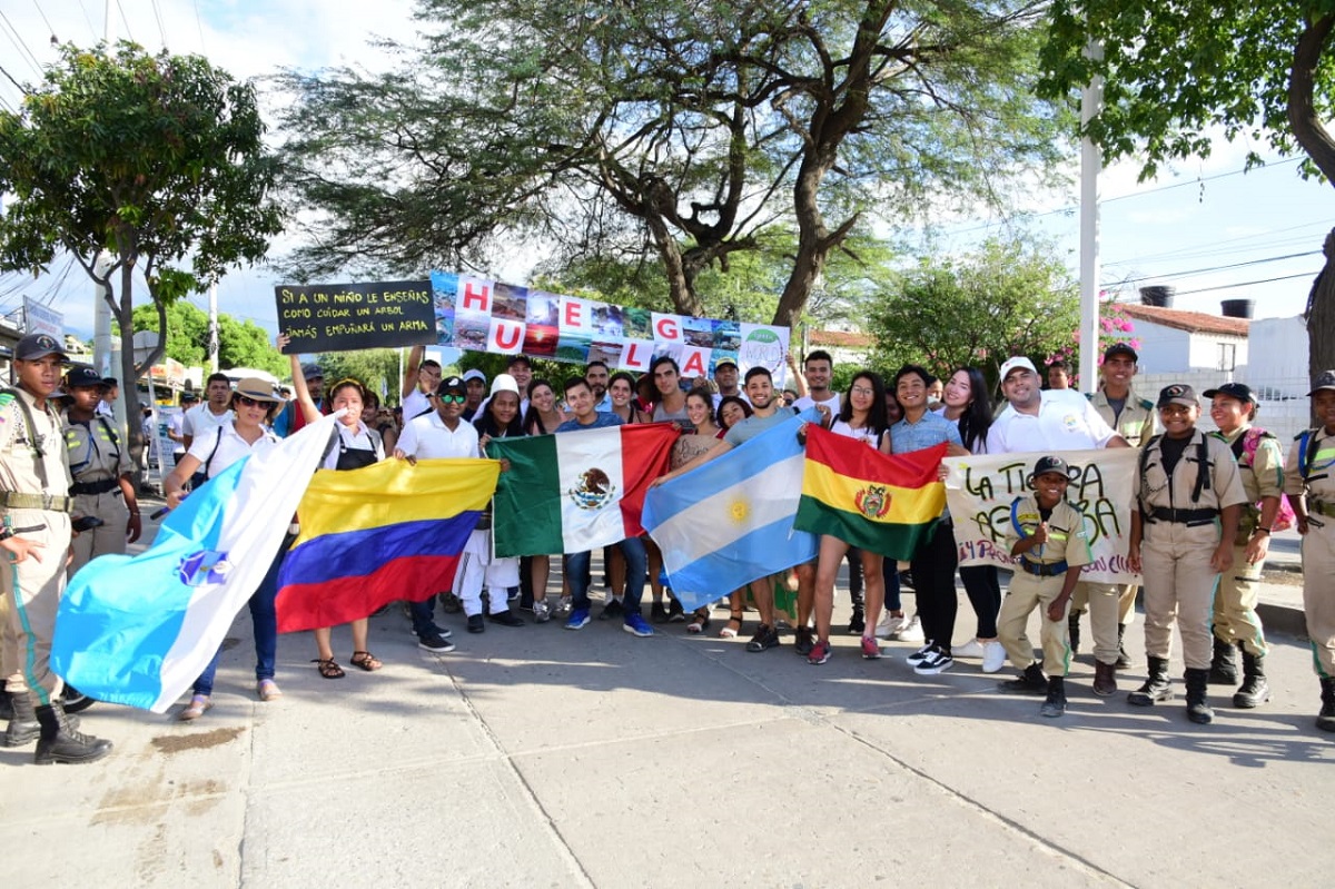 UNIMAGDALENA dijo presente en la Huelga General por el Futuro del Planeta