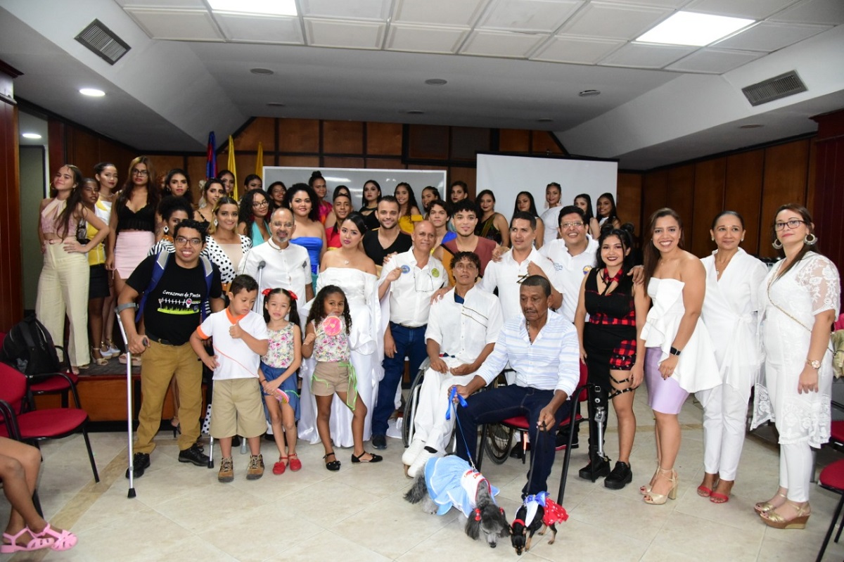 En UNIMAGDALENA se demostró que la moda no conoce limitaciones