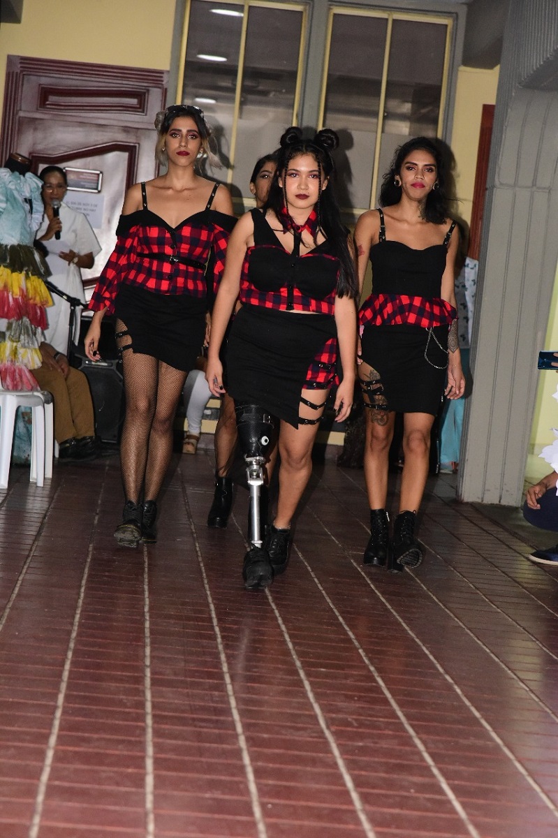 En UNIMAGDALENA se demostró que la moda no conoce limitaciones