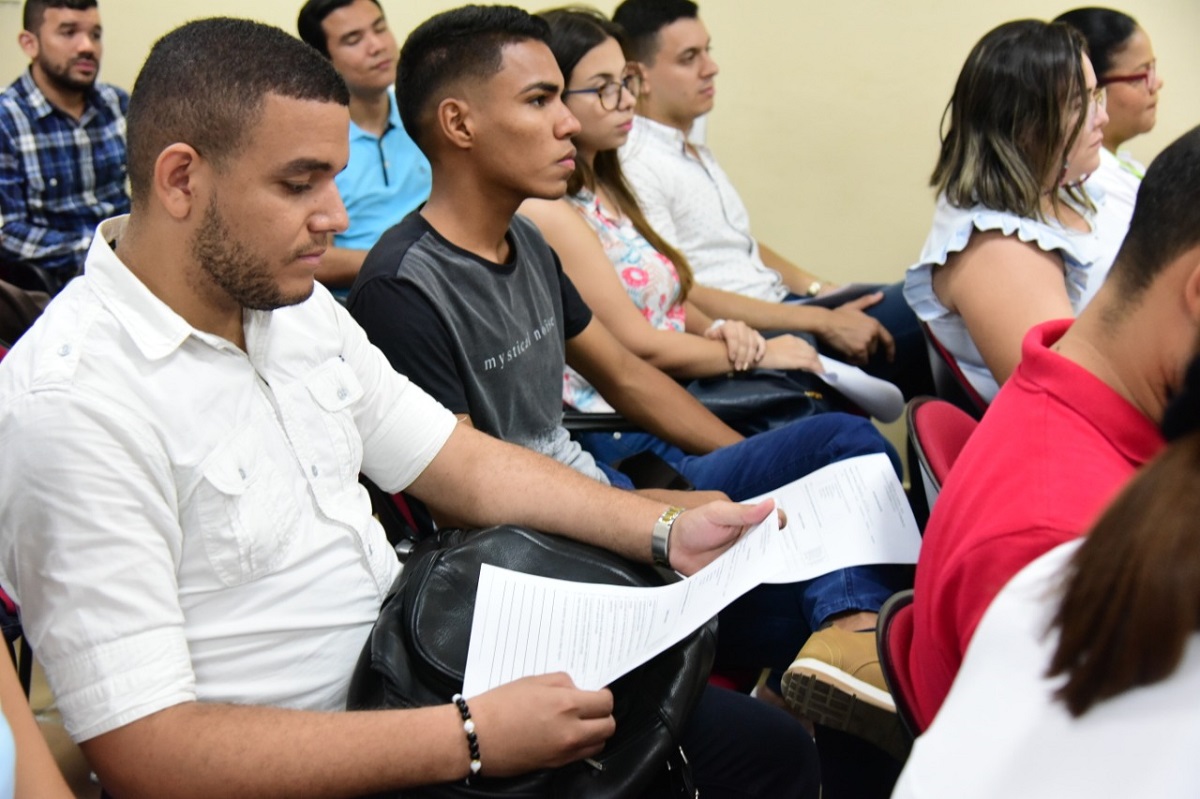 Estudiar ciencias empresariales y económicas, lleva el sello de alta calidad
